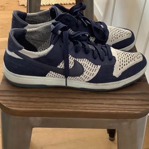 Nike DUNK low flyknit college navy pure platinum
